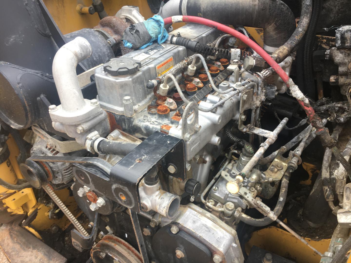 ./imagenes/INVOICE/2019/16961/MINICARGADOR CAT 236B3 PARA PARTES (14).JPG